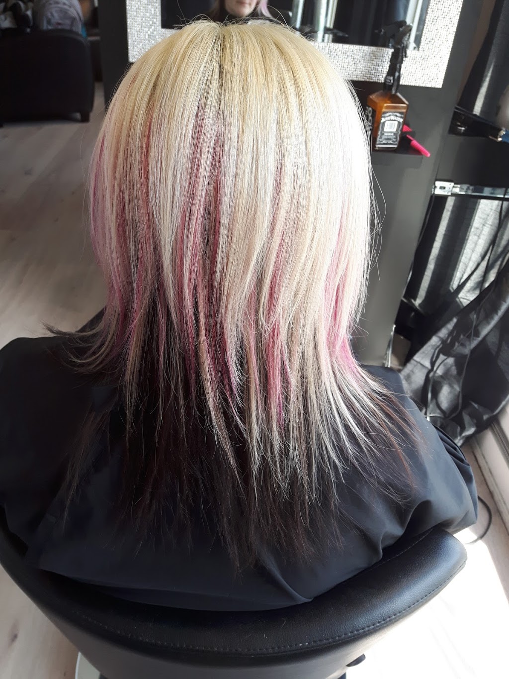Coiffure Touch | 92 Rue Jacques-Cartier S, Saint-Jean-sur-Richelieu, QC J3B 6S3, Canada | Phone: (450) 895-5622