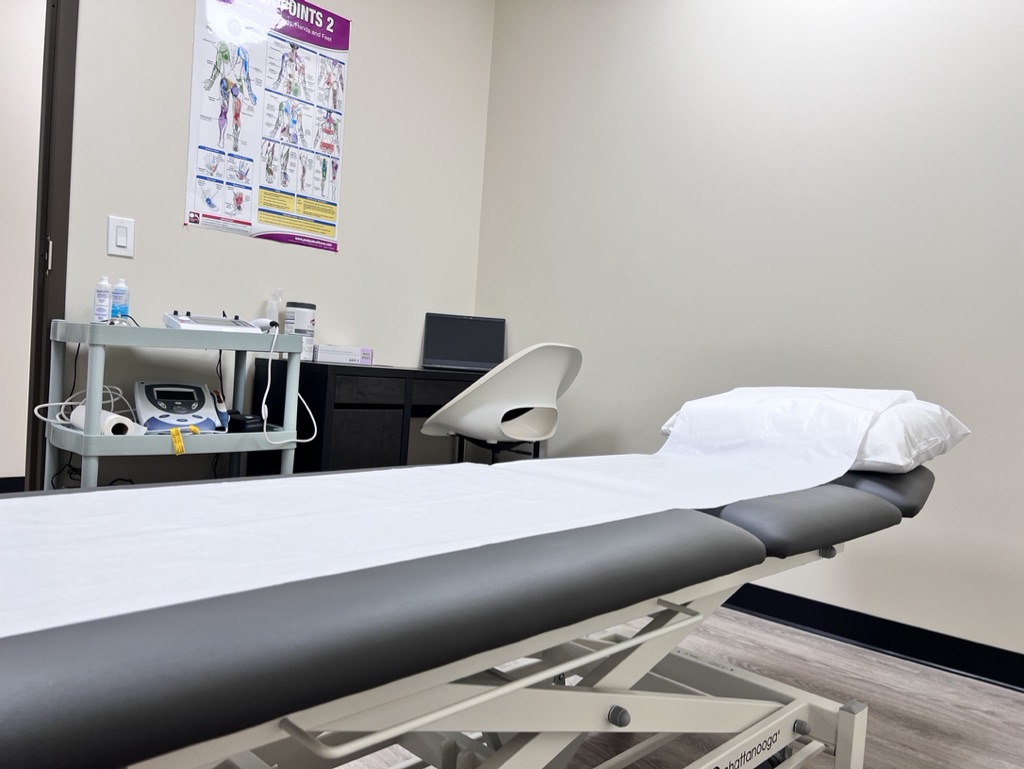 Healing Zone Physiotherapy Clinic | 10 Bronte St. S Suite 205, Milton, ON L9T 1Y8, Canada | Phone: (905) 247-5993