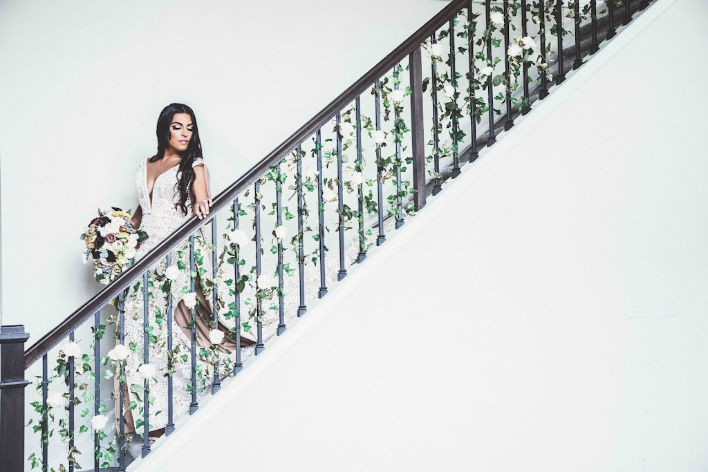 Everlasting Moments | 146 West Beaver Creek Rd #4, Richmond Hill, ON L4B 1C2, Canada | Phone: (905) 771-7322