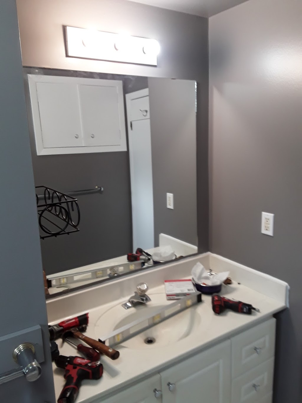 New Tecumseth Glass & Mirror Ltd | 180 Parsons Rd, Alliston, ON L9R 1E8, Canada | Phone: (705) 435-7567