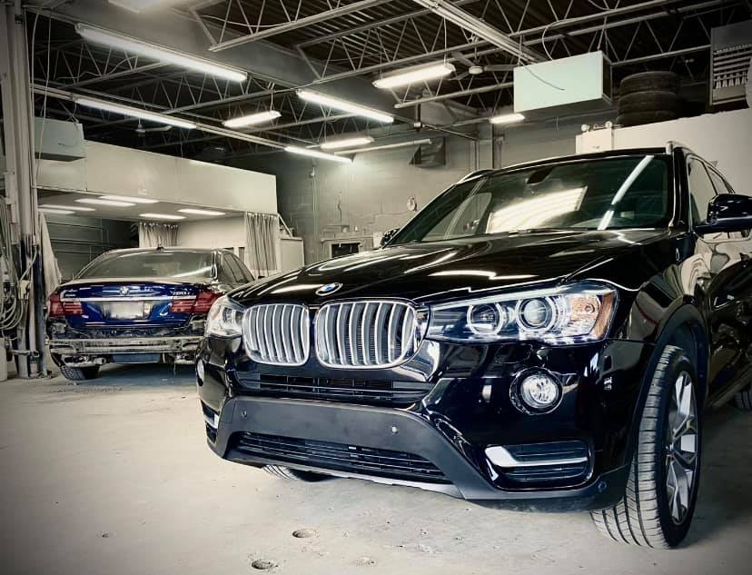CENTRE DE COLLISION HBO | 5505 Bd Henri Bourassa O, Saint-Laurent, QC H4R 3E6, Canada | Phone: (514) 341-5109