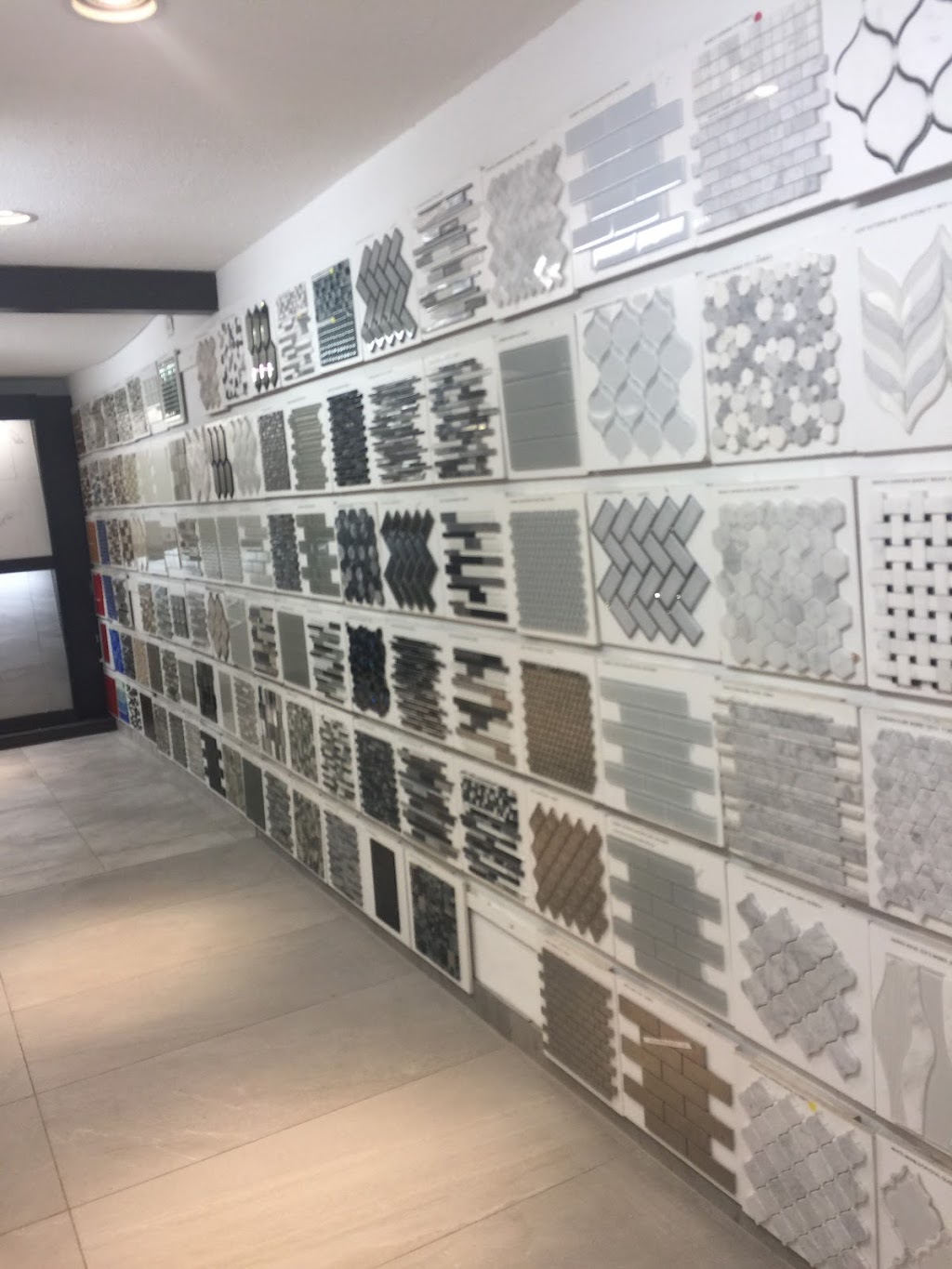 Eco Dépôt Céramique | 1111 Autoroute 440 ouest, Laval, QC H7L 3W3, Canada | Phone: (450) 667-1166