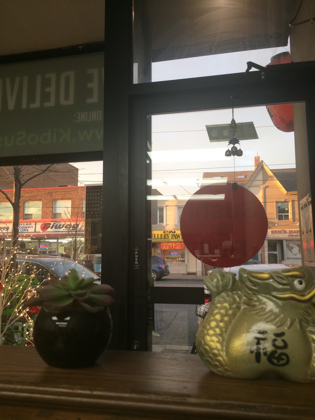 Kibo Sushi Lake Shore | 2945 Lake Shore Blvd W, Etobicoke, ON M8V 1J5, Canada | Phone: (416) 792-4798