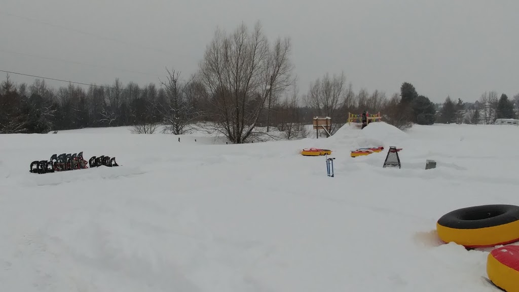 Parc Gordon-MacAulay | 11 Rue Pine, Bishopton, QC J0B 1G0, Canada | Phone: (819) 560-8484