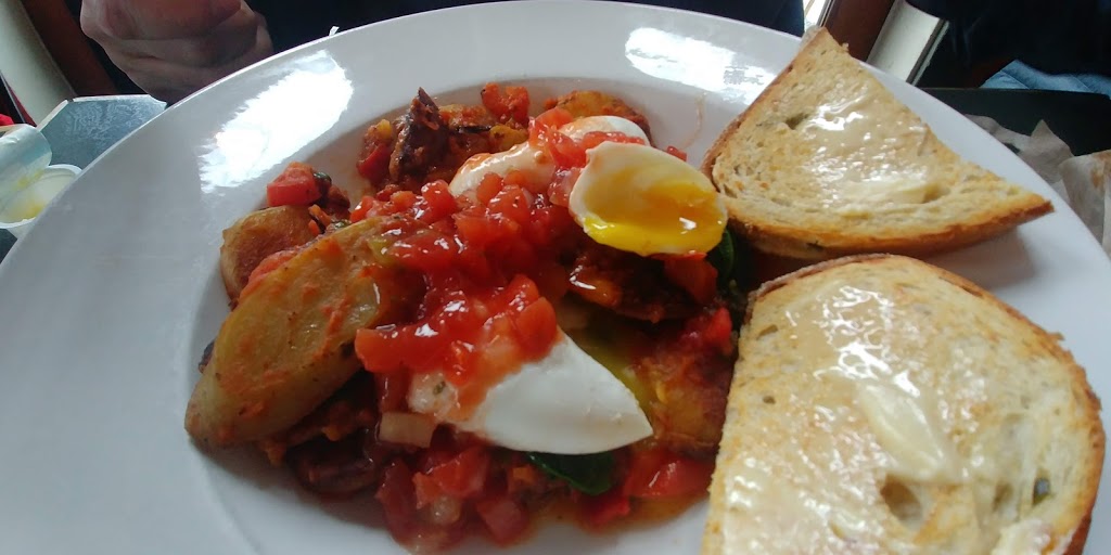 Alpine Cafe & Catering Co | 8104 Mckeevers Pl, Whistler, BC V0N 1B8, Canada | Phone: (604) 905-4663