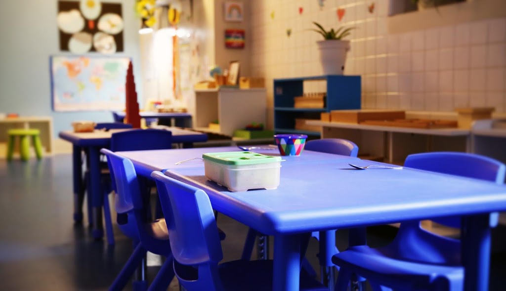 School Montessori De La Colline | 850 Avenue de Vimy, Québec, QC G1S 0B7, Canada | Phone: (418) 657-4141