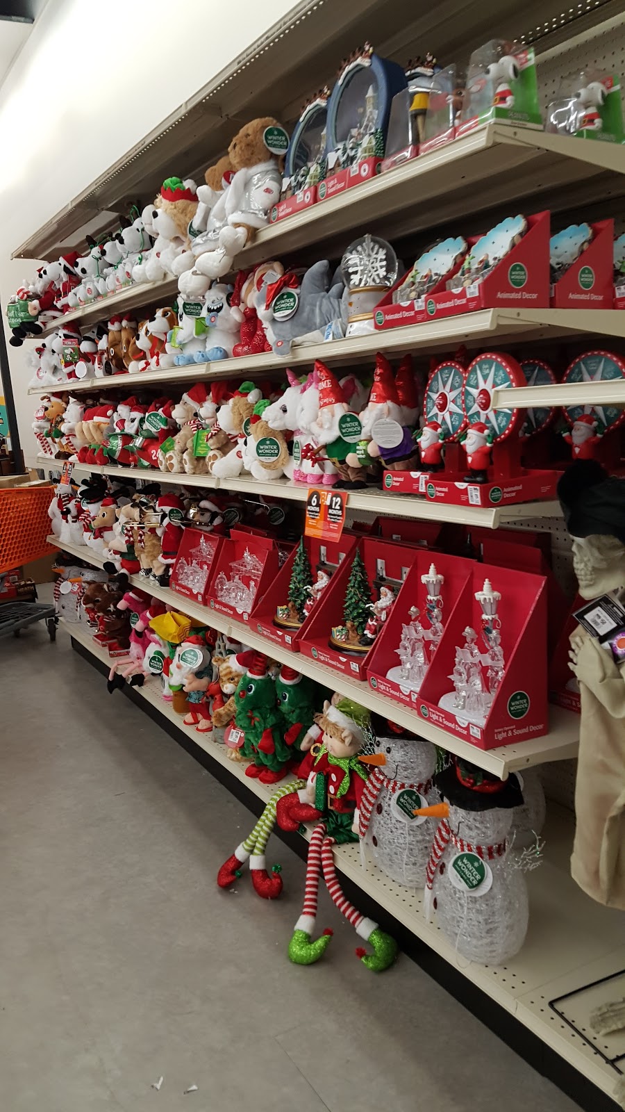 Big Lots | 698 S Ogden St, Buffalo, NY 14206, USA | Phone: (716) 827-4860
