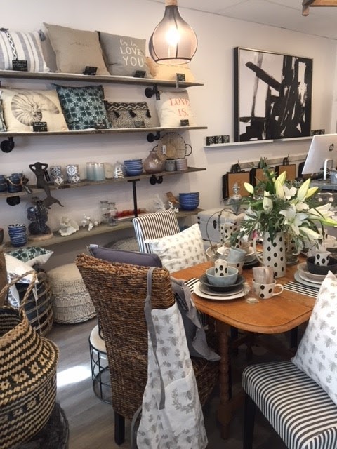 Bella & Coop | 17 Argyle St N, Caledonia, ON N3W 1B6, Canada | Phone: (365) 206-0075