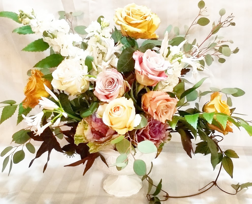 Sam Solis Florist | 18 Lonsdale Ave, North Vancouver, BC V7L 0B2, Canada | Phone: (604) 877-1945