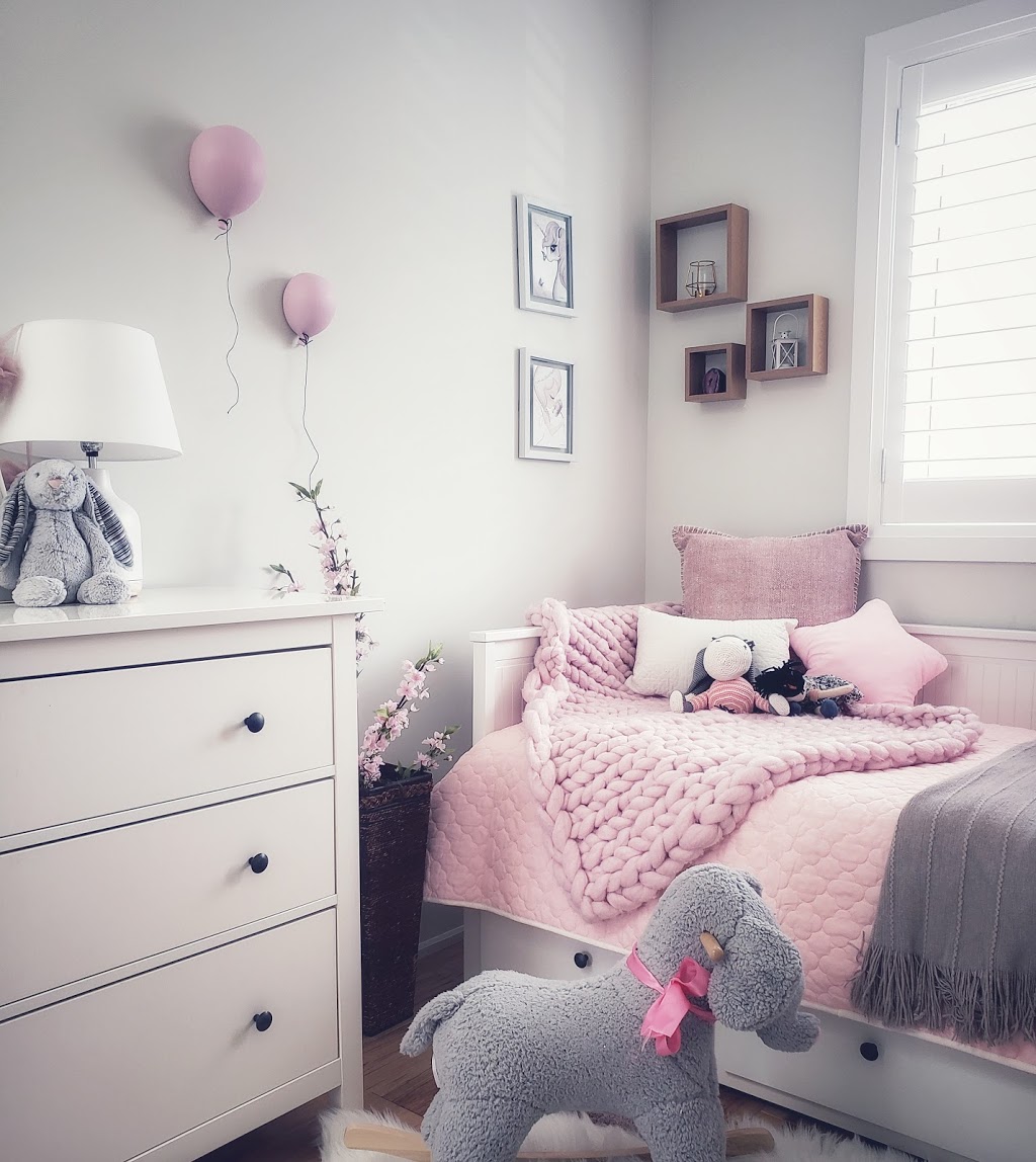 Button Nose Interiors | 15724 Hurontario St, Caledon Village, ON L7C 2C4, Canada | Phone: (647) 937-0777