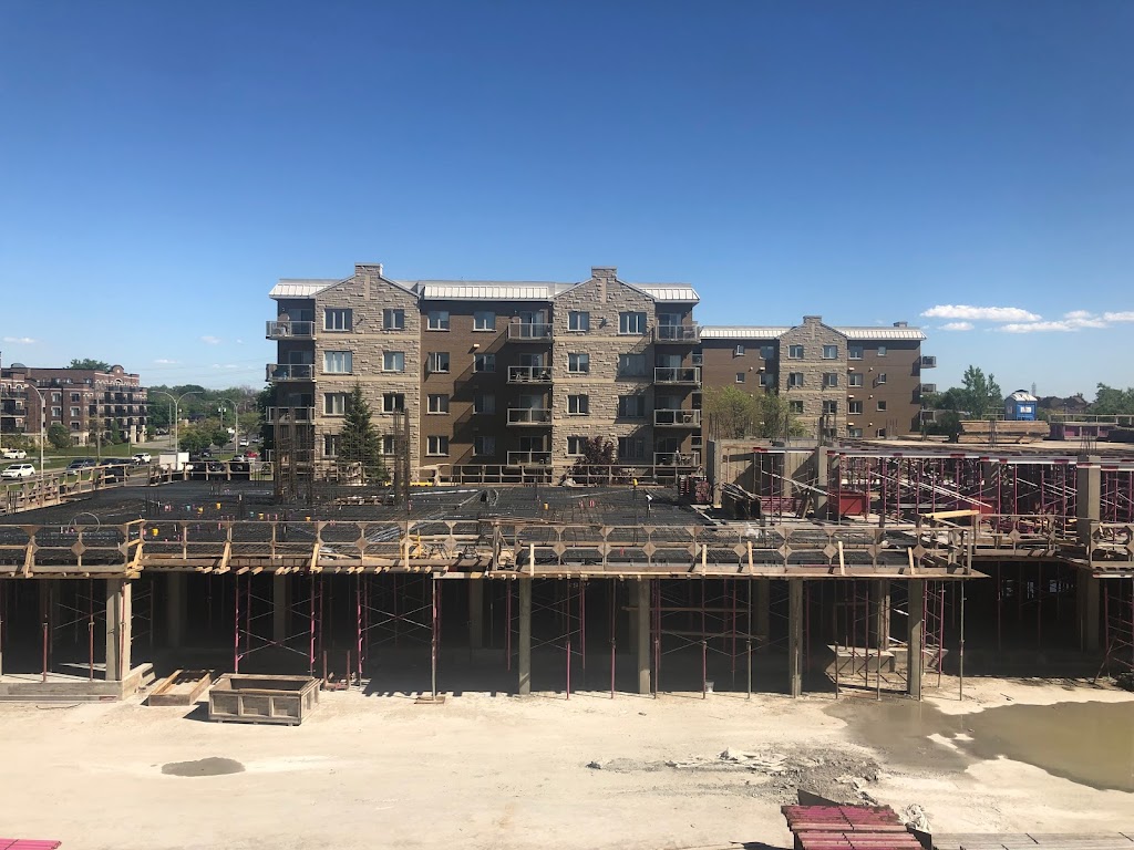 Condos Le Winston Condos | 4060 Bd des Sources, Dollard-des-Ormeaux, QC H9B 2C8, Canada | Phone: (514) 626-7000