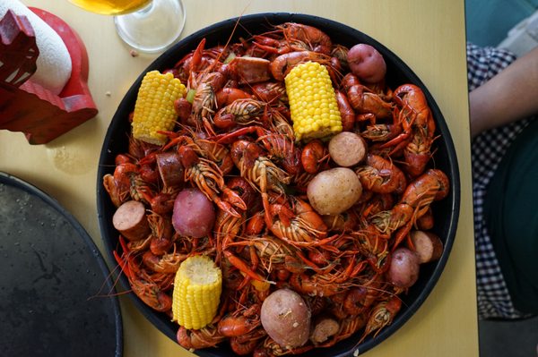 storming crab | 4125 Maple Rd, Buffalo, NY 14226, USA | Phone: (716) 783-8158