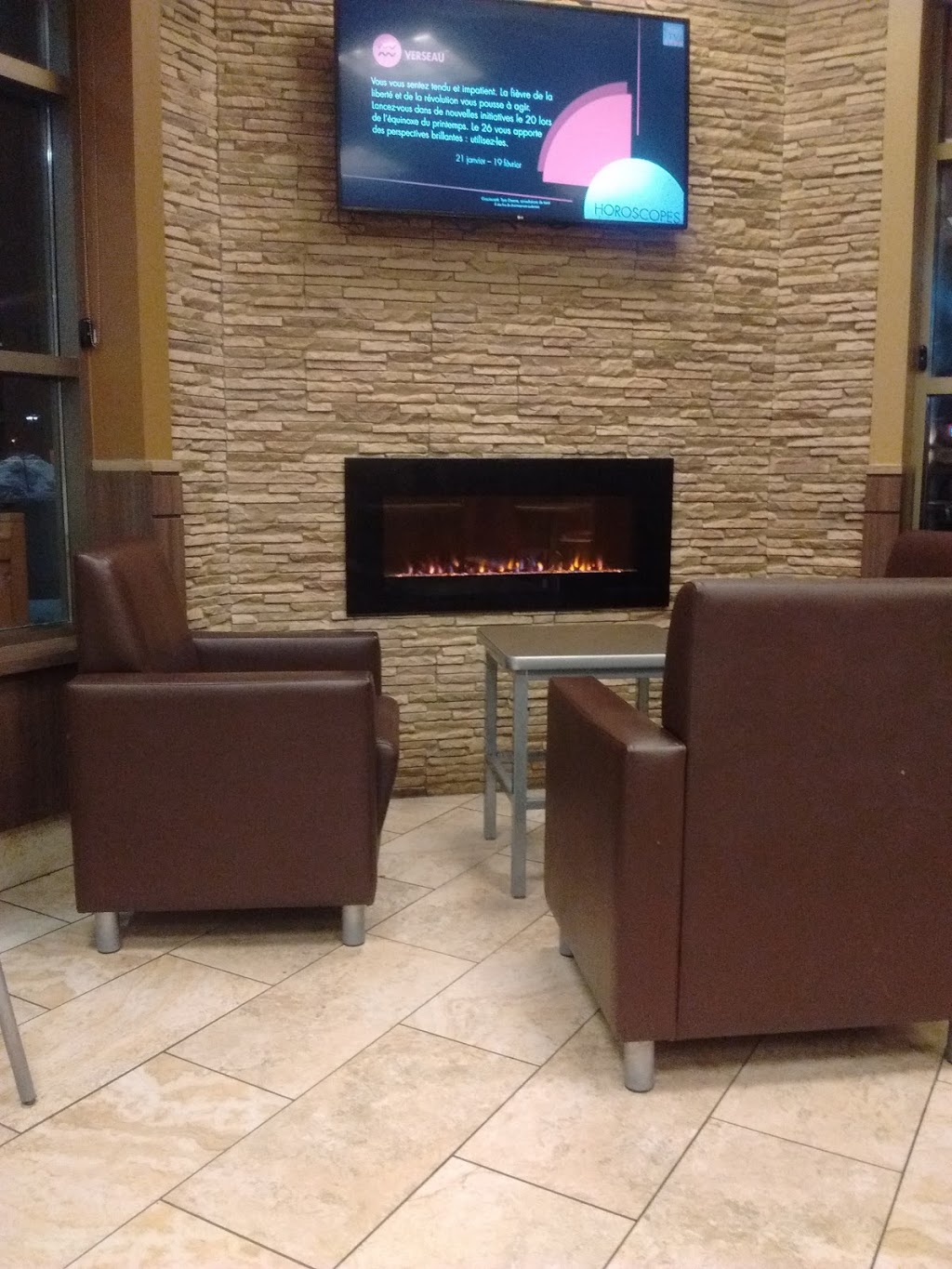 Tim Hortons | 2124 Boulevard Monseigneur-Langlois, Salaberry-de-Valleyfield, QC J6S 5R1, Canada | Phone: (450) 377-2200
