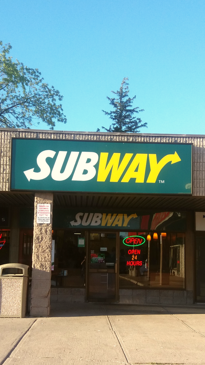 Subway | 353 Duckworth St, Barrie, ON L4M 5C2, Canada | Phone: (705) 721-8886