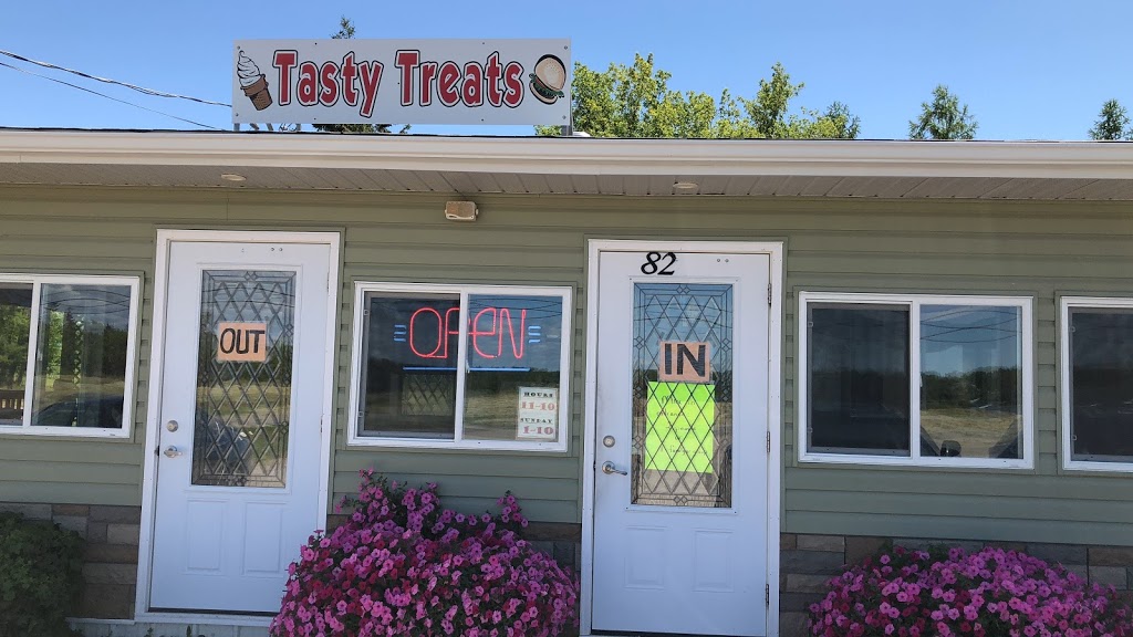 Tasty Treats | 82 Highway, 11 Public Rd N W, Pine Falls, MB R0E 1M0, Canada | Phone: (204) 367-2055