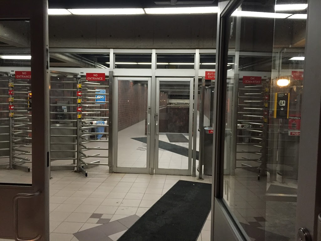 Glencairn | 785 Glencairn Ave, Toronto, ON M6B, Canada