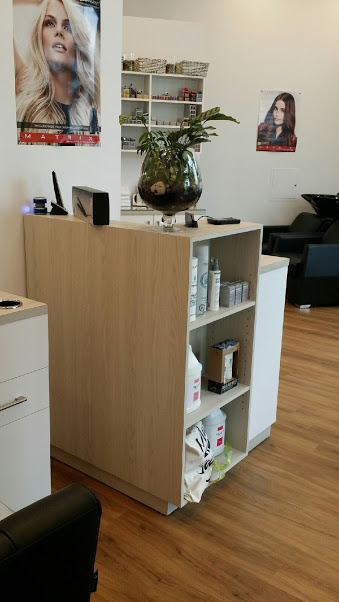 LES PERLES DE LA COIFFURE | 389 Rue Racine, Granby, QC J2G 3B7, Canada | Phone: (579) 365-3122