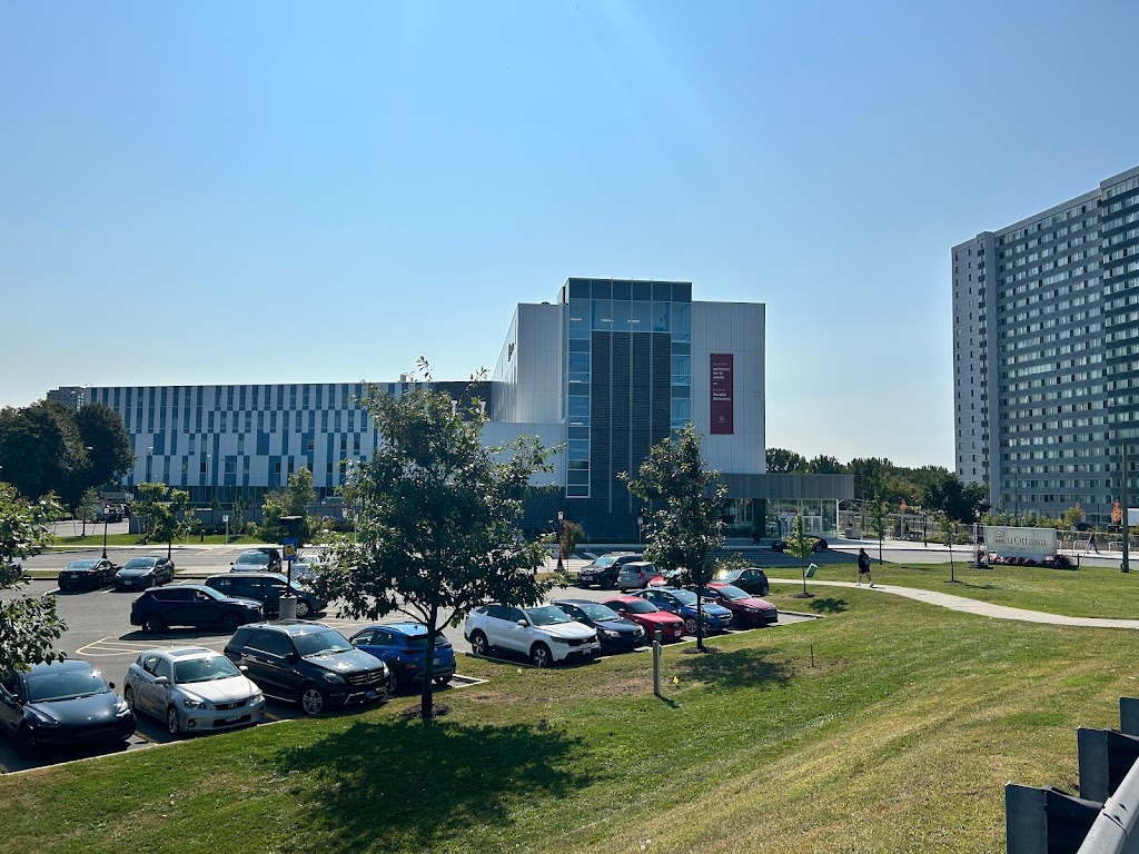 200 Lees, Faculty of Health Sciences FHS | 200 Lees Ave Building FHS, Ottawa, ON K1S 5S9, Canada | Phone: (613) 562-5700