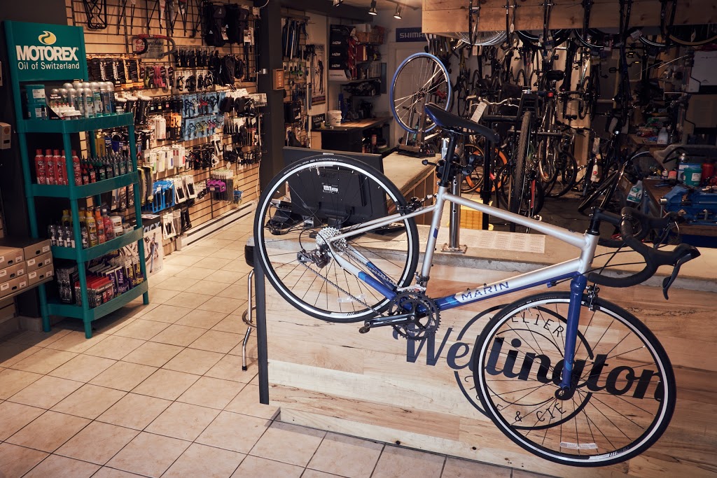 Atelier Wellington Cycle & Cie | 4136 Rue Wellington, Verdun, QC H4G 1V7, Canada | Phone: (514) 903-1880