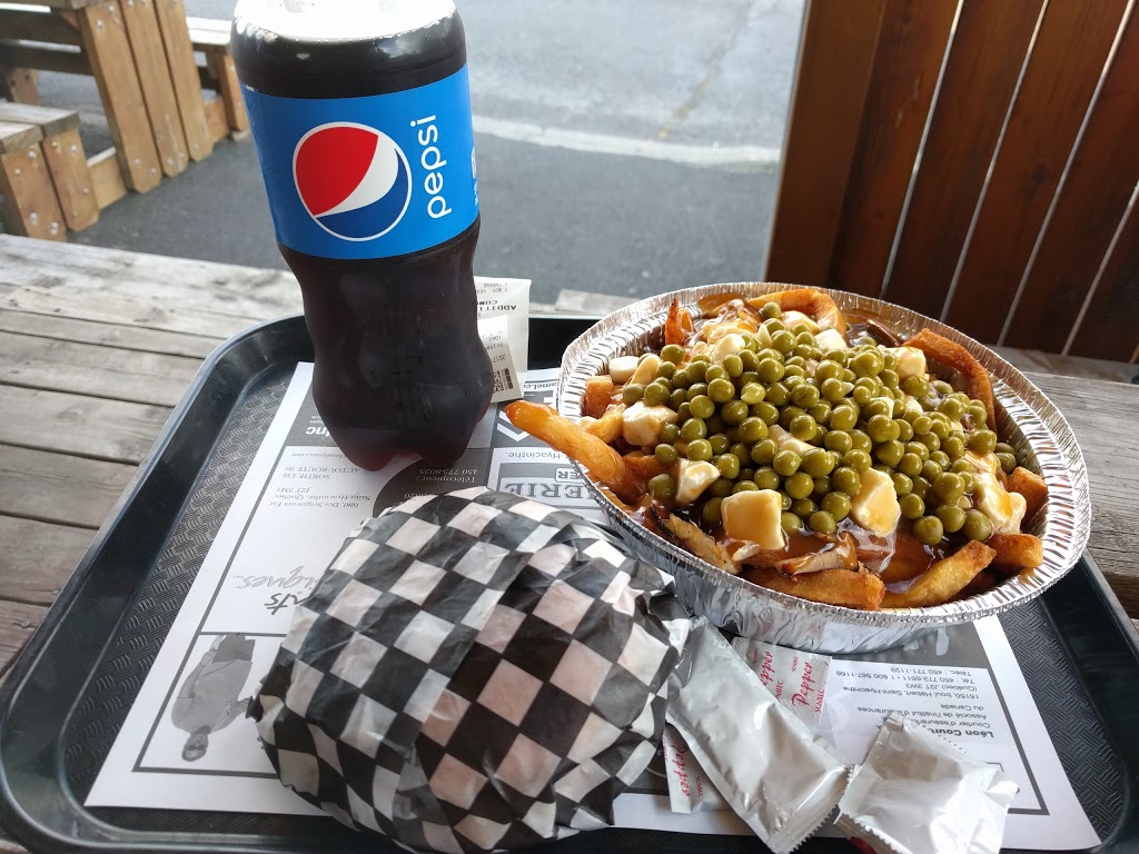 Le Laurier Restaurant/Crèmerie | 1350 Boulevard Laurier E, Saint-Hyacinthe, QC J2T 1K3, Canada | Phone: (450) 778-0411