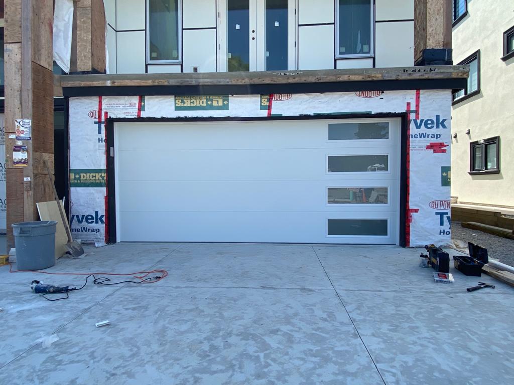Bal Garage Doors Ltd. | 13929 59A Ave, Surrey, BC V3X 0G6, Canada | Phone: (604) 613-2509