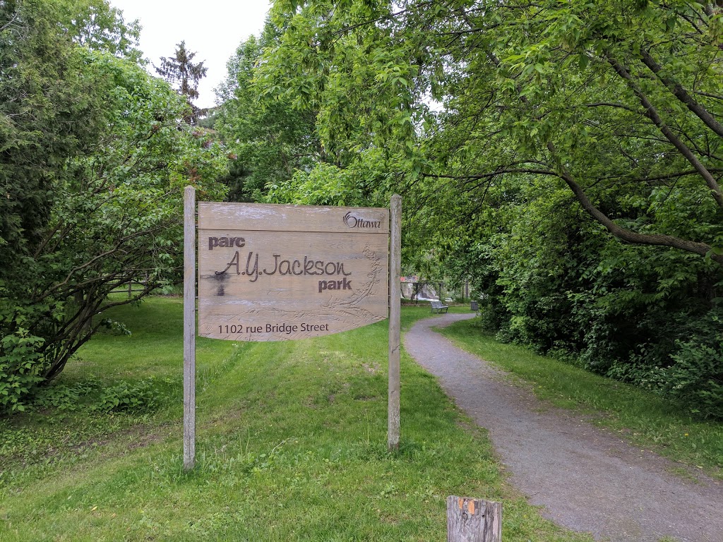 A Y Jackson Park | 1102 Bridge St, Manotick, ON K4M 1J2, Canada