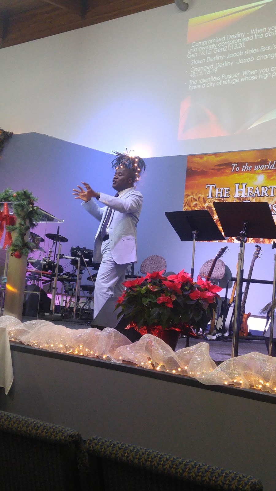Crossroads Christian Assembly | 3203 92 St NW, Edmonton, AB T6N 1B9, Canada | Phone: (780) 485-9900