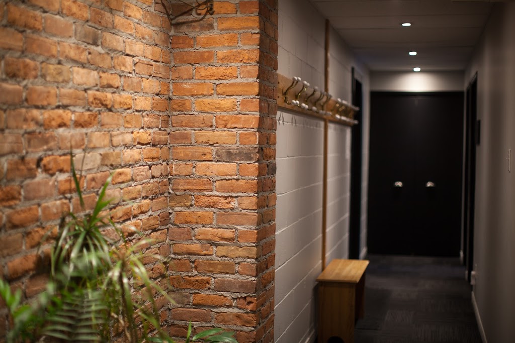 Centre de Medecine douce lÉveil | 3040 Boulevard du Curé-Labelle, Prévost, QC J0R 1T0, Canada | Phone: (450) 224-1128