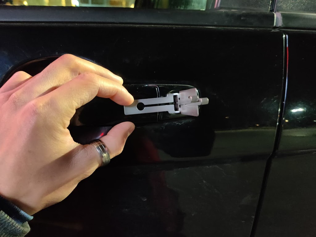 Luu Emergency Locksmith | 189 Allen St E, Waterloo, ON N2J 1J9, Canada | Phone: (647) 703-6368