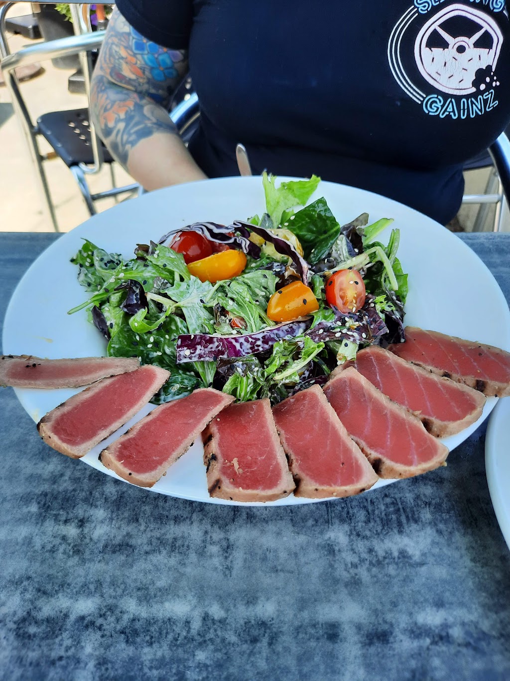 Le Sandbar | 260 Avenue de Venise O, Venise-en-Québec, QC J0J 2K0, Canada | Phone: (450) 529-0355