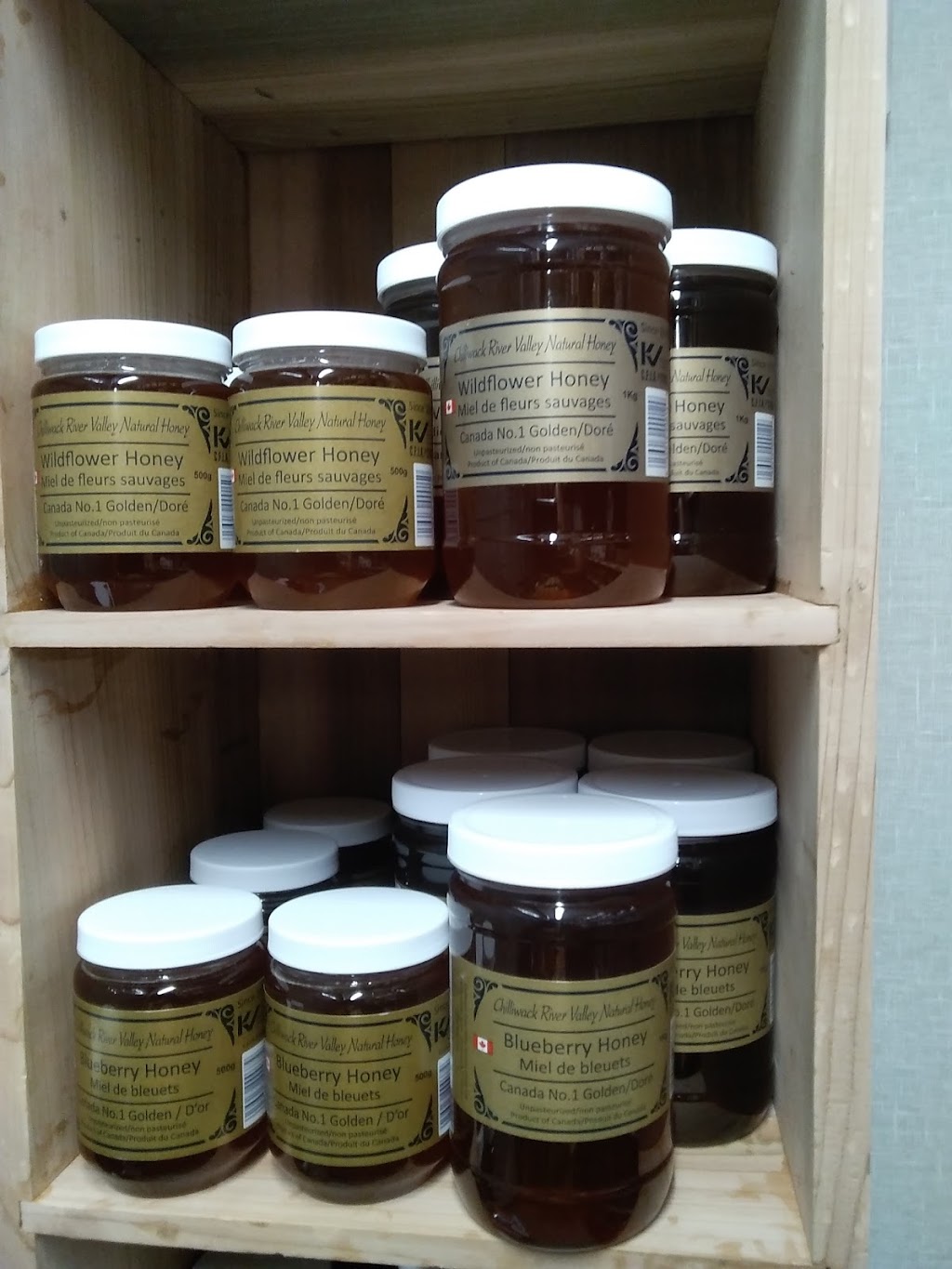 Yvettes Farm Stand and Fireworks | 137f Dyke Rd, Chilliwack, BC V2P 6H7, Canada | Phone: (778) 678-7869