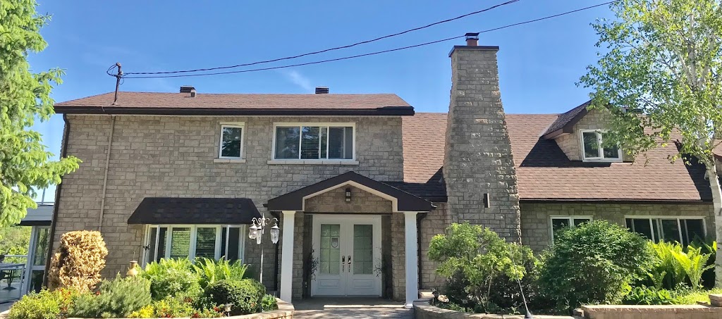 Auberge Tom B&B | 1090 Route 105, Chelsea, QC J9B 1P3, Canada | Phone: (819) 918-0024