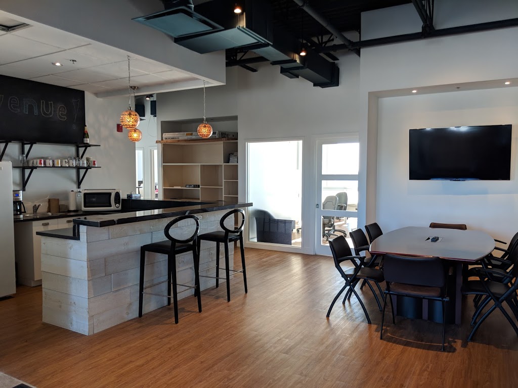 Triple Boris | 203-1463 Boulevard Lionel-Boulet, Varennes, QC J3X 1P7, Canada | Phone: (514) 312-9040