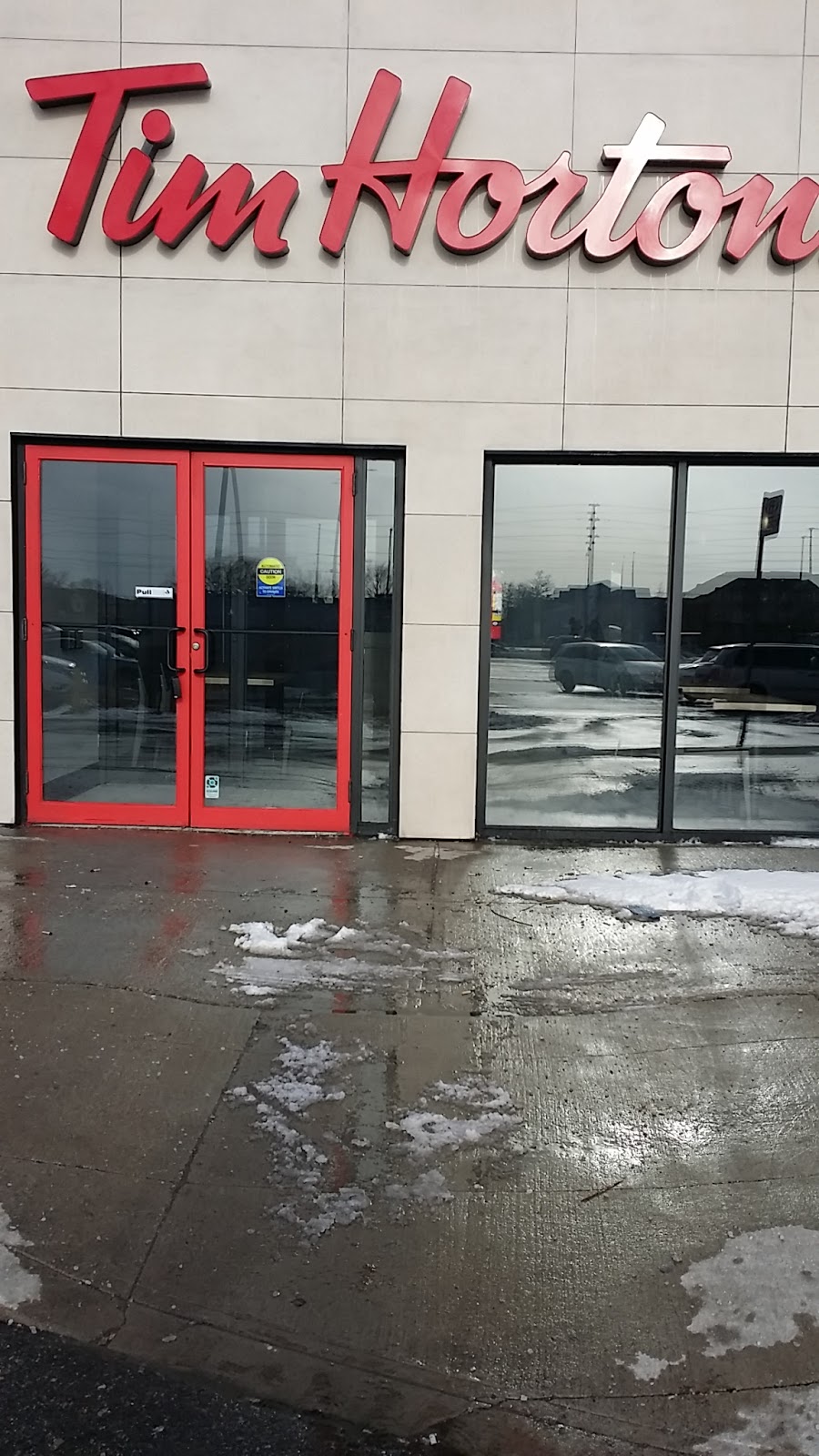 Tim Hortons | 1151 Dundas St W, Mississauga, ON L5C 1H7, Canada | Phone: (905) 848-7974