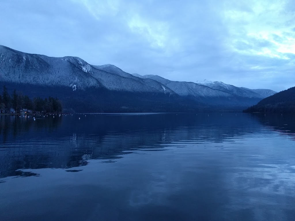Main Beach Boat Rental & Concession | 103 First Ave, Cultus Lake, BC V2R 4Y4, Canada Cultus Lake, Chilliwack, BC V2R 4Y4, Canada | Phone: (604) 858-2628