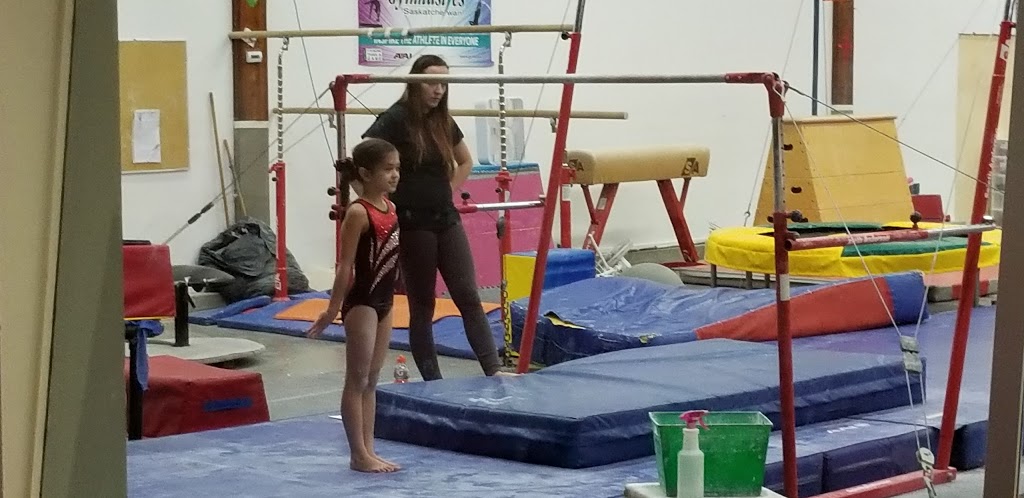 Hillcrest Sports Centre | 1599 Main St N, Moose Jaw, SK S6J 1L5, Canada | Phone: (306) 693-1921
