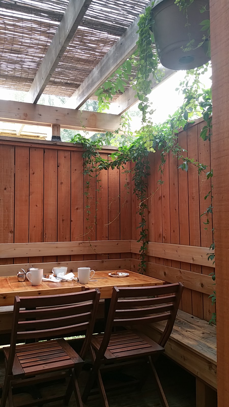 Grape Leaf Café | 360 Robinson Ave, Naramata, BC V0H 1N0, Canada | Phone: (778) 514-1414