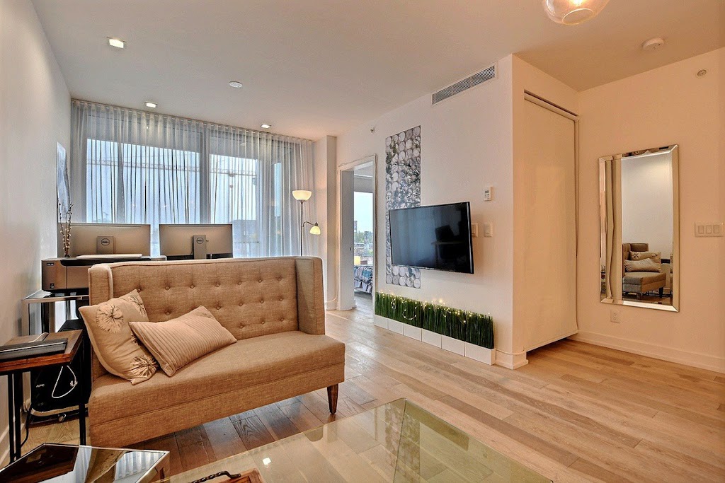 Photo Suits | 2425 Rue Centre, Montréal, QC H3K 1B3, Canada | Phone: (514) 312-1772