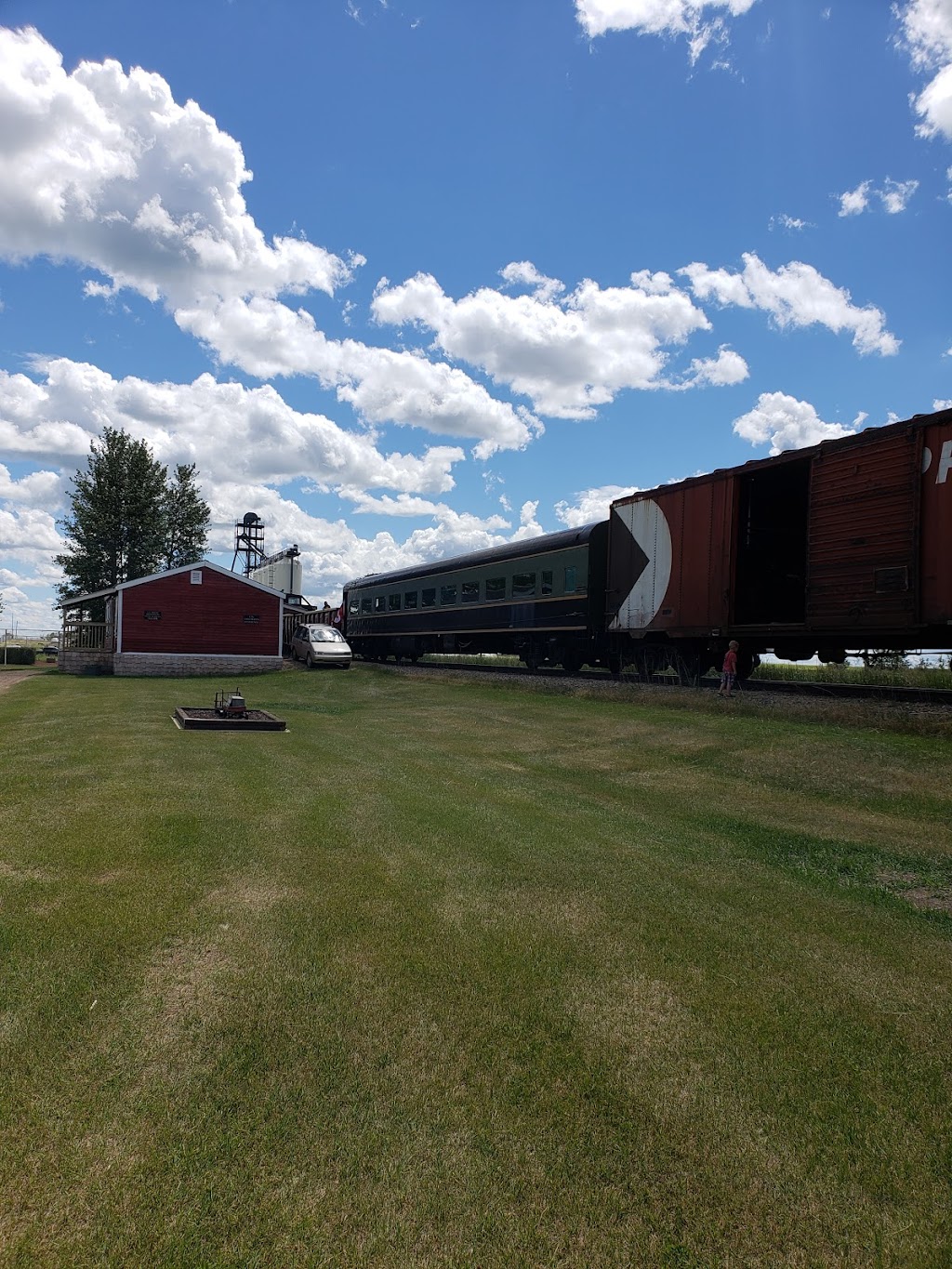 Village of Alliance | 209 Main St, Alliance, AB T0B 0A0, Canada | Phone: (780) 879-3911