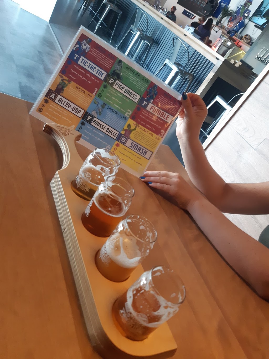 Country club microbrasserie | 954 Boulevard Mgr de Laval, Baie-Saint-Paul, QC G3Z 2W2, Canada | Phone: (581) 237-2676