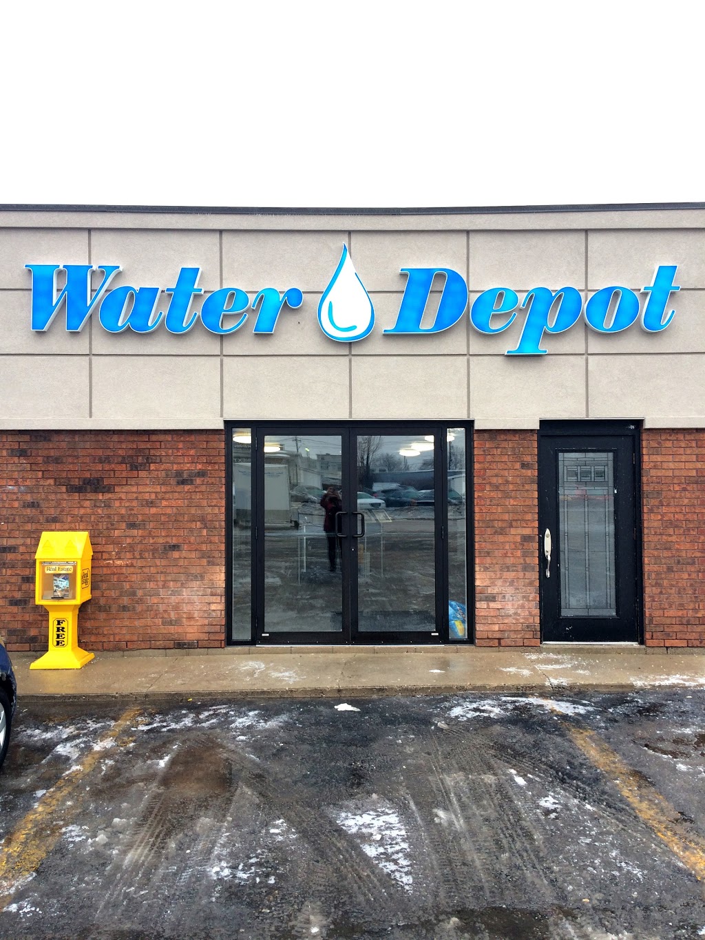 Water Depot Barrie Essa Rd | store | 70 Essa Rd, Barrie, ON L4N 3K7, Canada | 7057223242 OR +1 705-722-3242