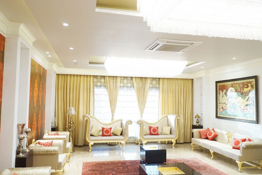 Ivaan Interiors | 103 Southwalk Bay, Winnipeg, MB R2N 1M6, Canada | Phone: (204) 960-3333