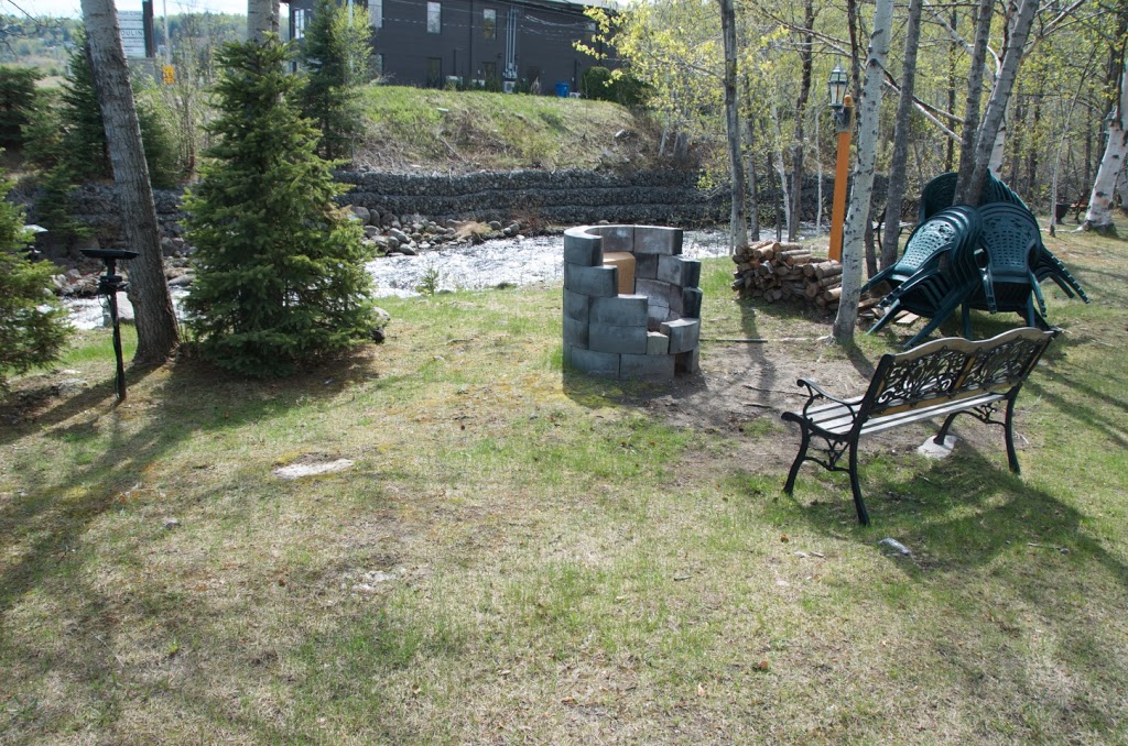 Motel des Cascades | 907 Boulevard Mgr de Laval, Baie-Saint-Paul, QC G3Z 2V9, Canada | Phone: (418) 435-6603