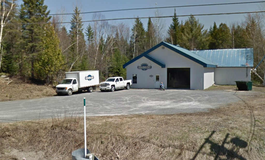 Ebenisterie Bernard Bazinet | 3690 Chemin des Brises, Saint-Damien, QC J0K 2E0, Canada | Phone: (450) 835-5411