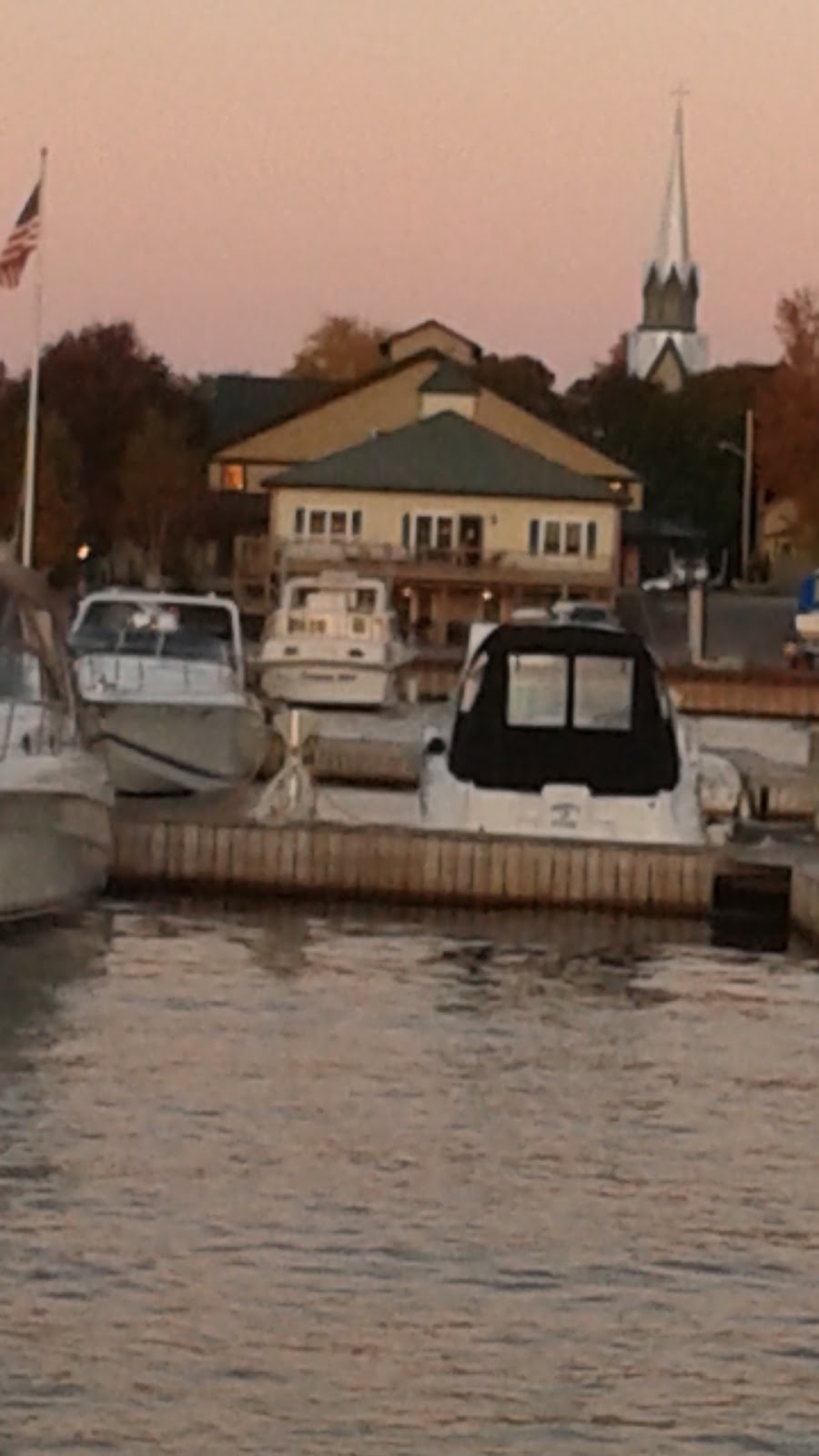 Islander Marina & Lodge | 500 Theresa St, Clayton, NY 13624, USA | Phone: (315) 686-5574