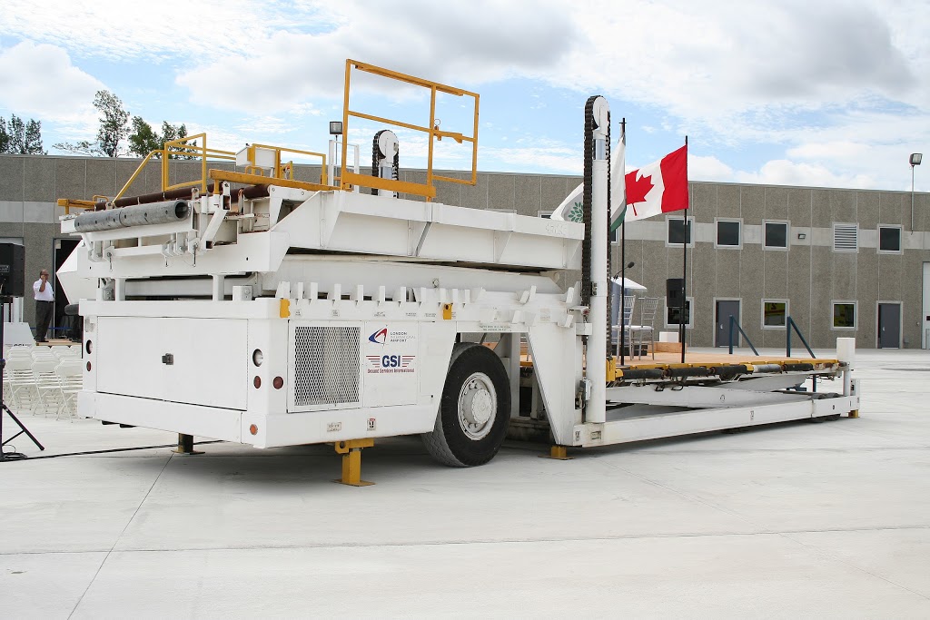 London Air Cargo | 2480 Huron St #1, London, ON N5V 0B1, Canada | Phone: (519) 457-3474