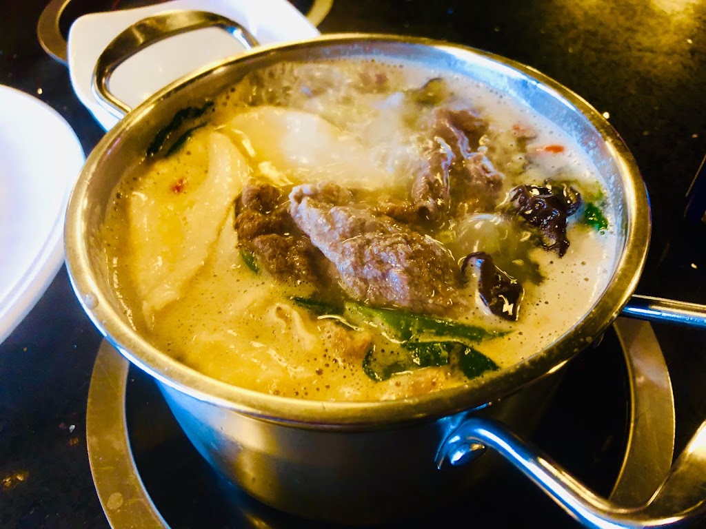 麻辣鲜 Taste of Szechuan | 3855 99 St NW, Edmonton, AB T6E 6H6, Canada | Phone: (780) 988-5966