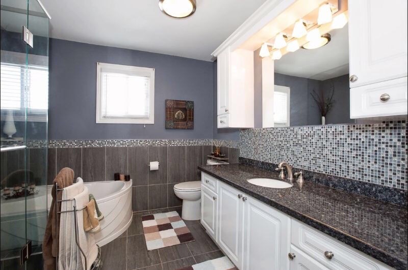 Lall Renovations & Window Coverings | 4070 Parkside Village Dr #7, Mississauga, ON L5B 0K2, Canada | Phone: (416) 200-4036