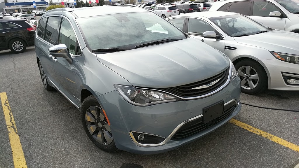 Dilawri Chrysler Jeep Dodge Ram | 370 W Hunt Club Rd, Nepean, ON K2E 1A5, Canada | Phone: (613) 801-0278