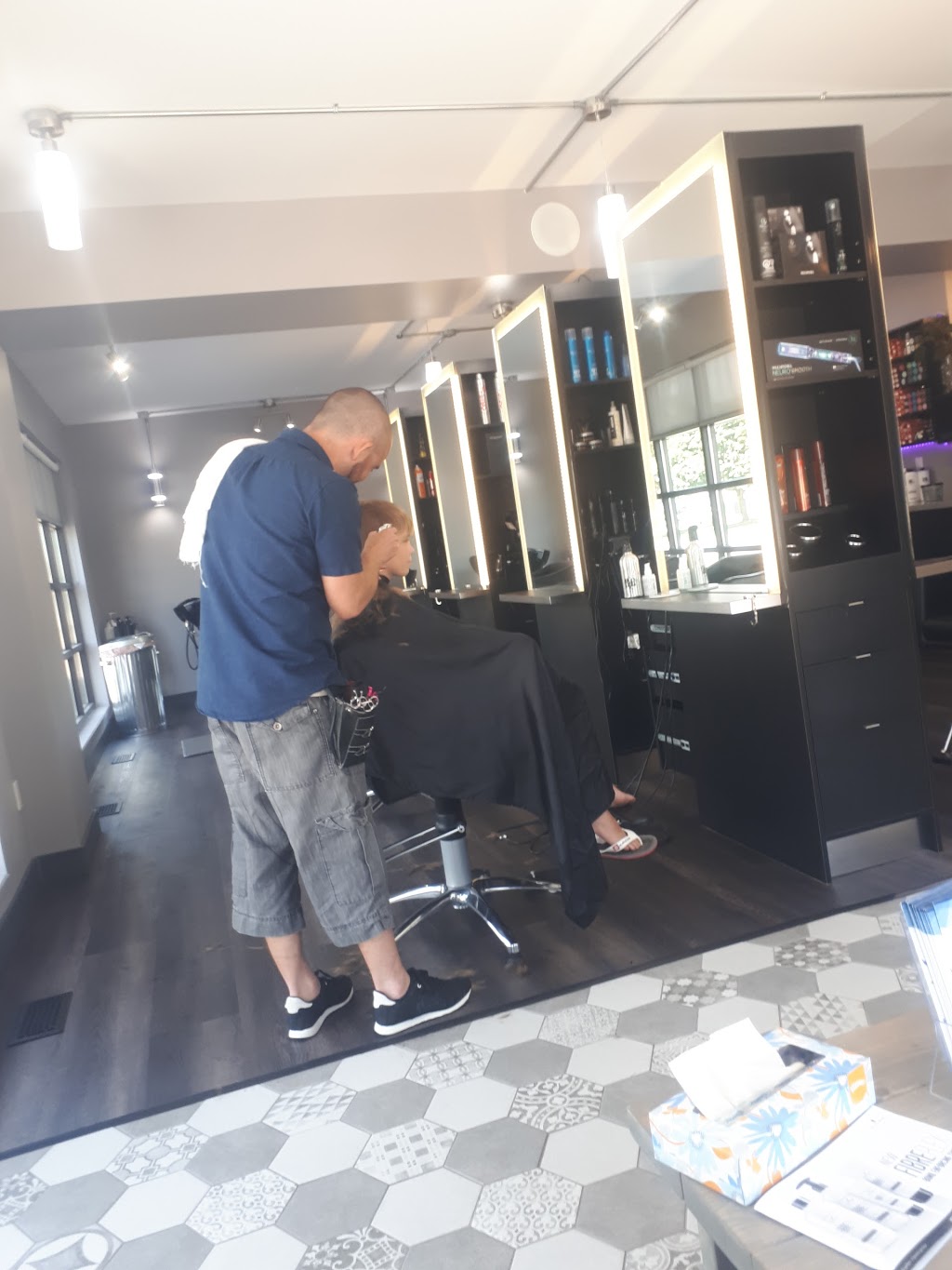RK Hairstudio | 70 Plains Rd W Unit 2, Burlington, ON L7T 0B6, Canada | Phone: (289) 337-5692
